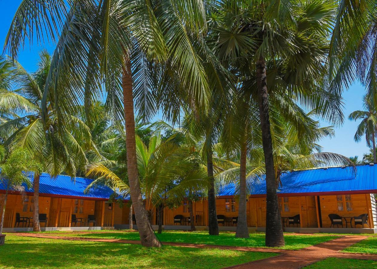 Trinco Relax Hut Hotel Trincomalee Eksteriør billede