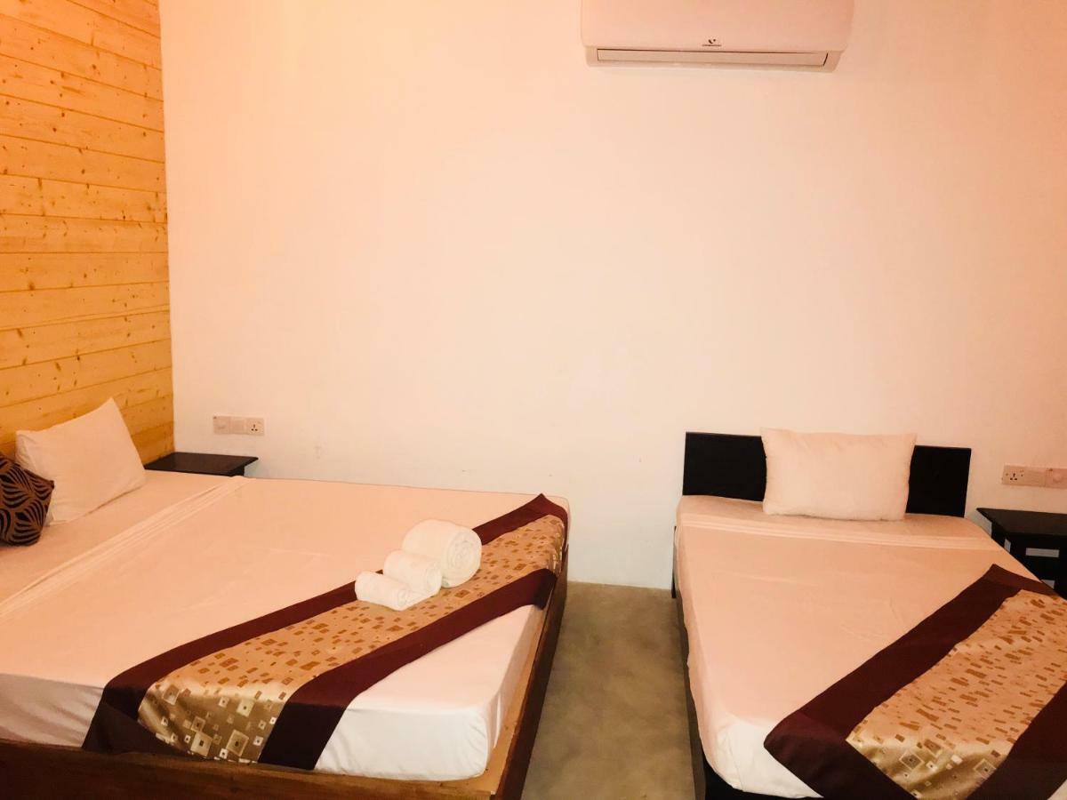 Trinco Relax Hut Hotel Trincomalee Eksteriør billede